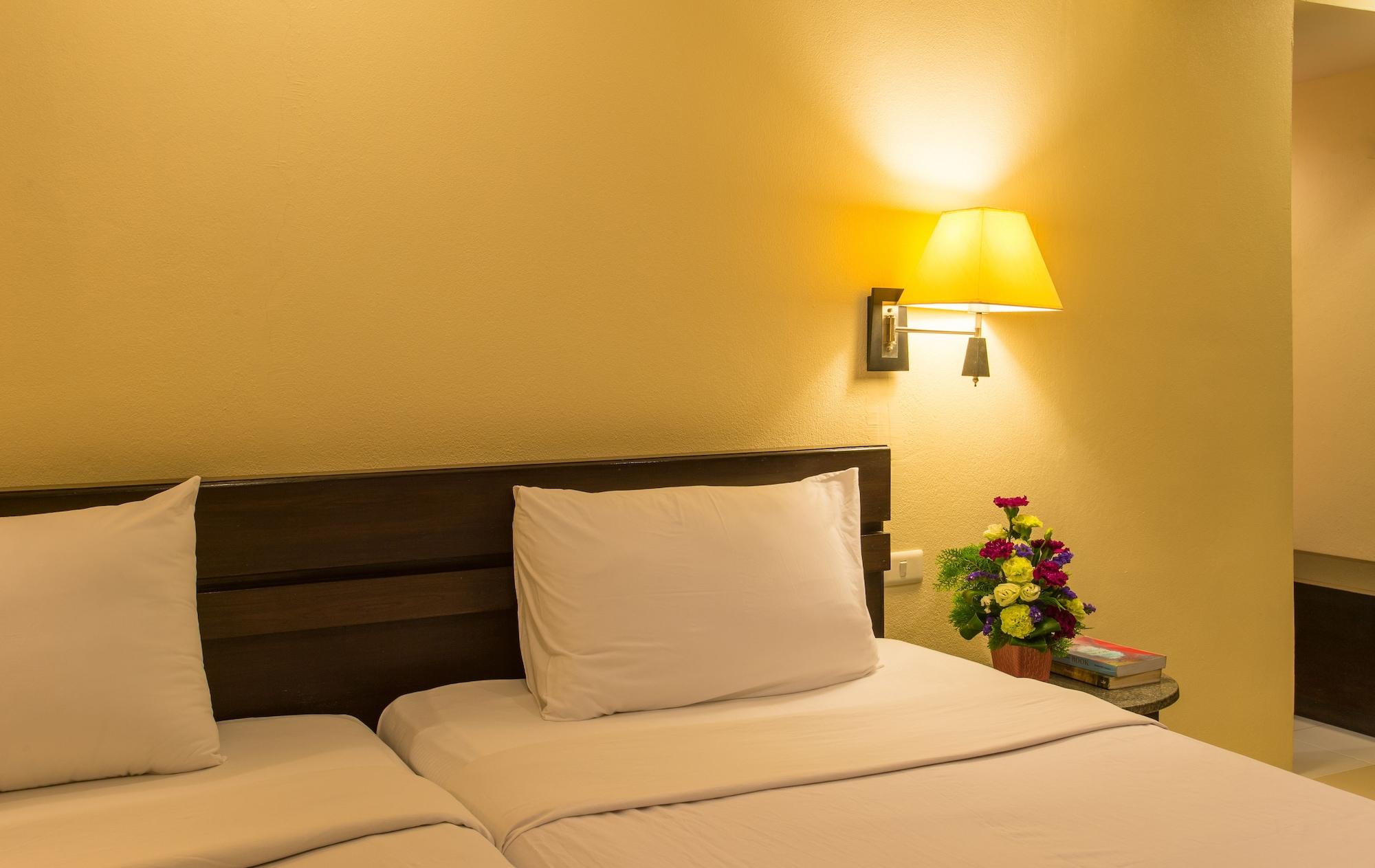Krabi City Seaview Hotel Exterior photo