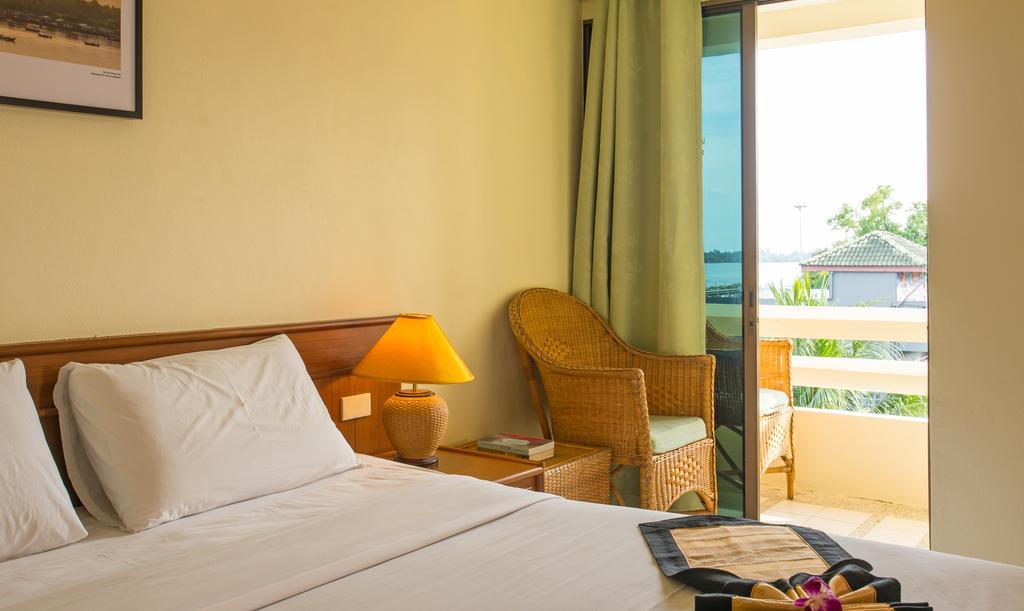 Krabi City Seaview Hotel Exterior photo