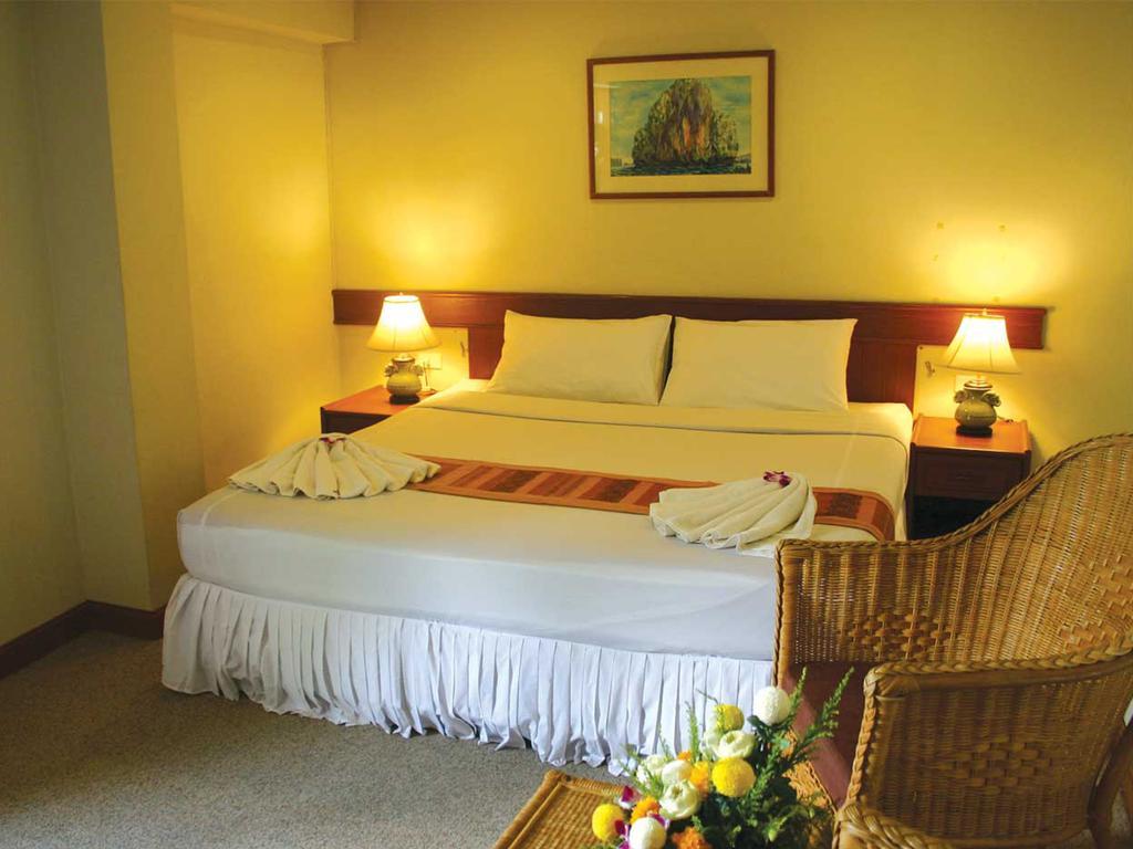 Krabi City Seaview Hotel Exterior photo