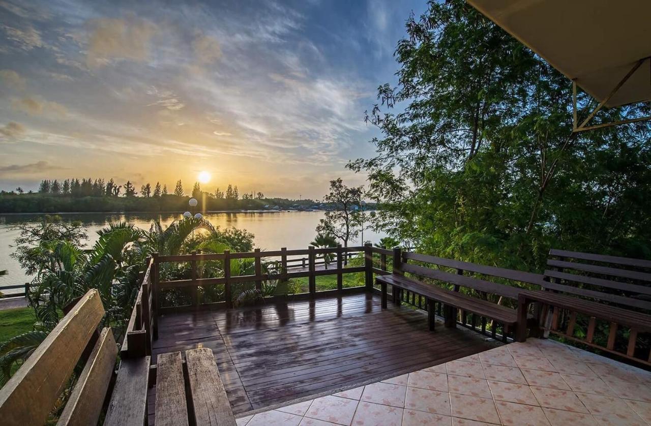 Krabi City Seaview Hotel Exterior photo